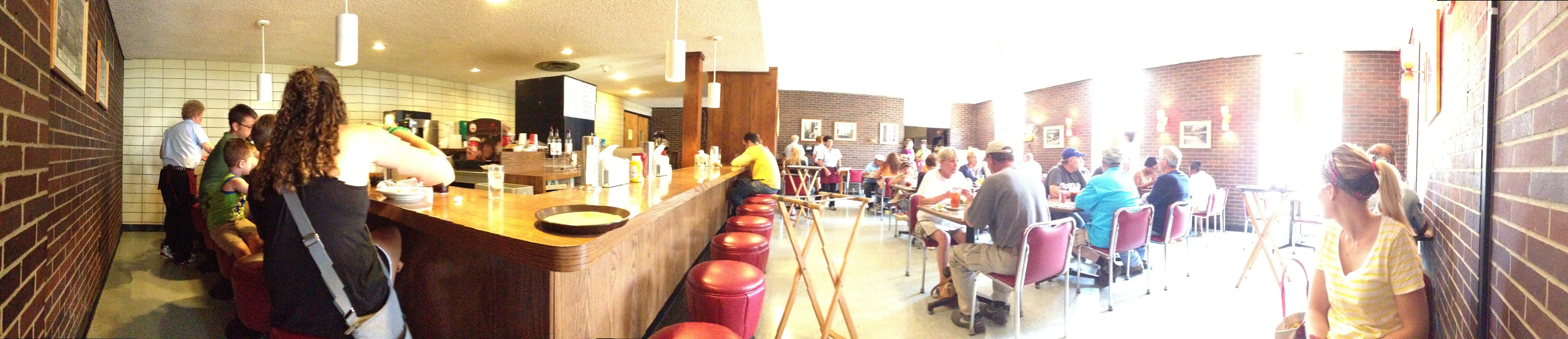 Mammoth Cave's Crystal Lake Coffee Shop