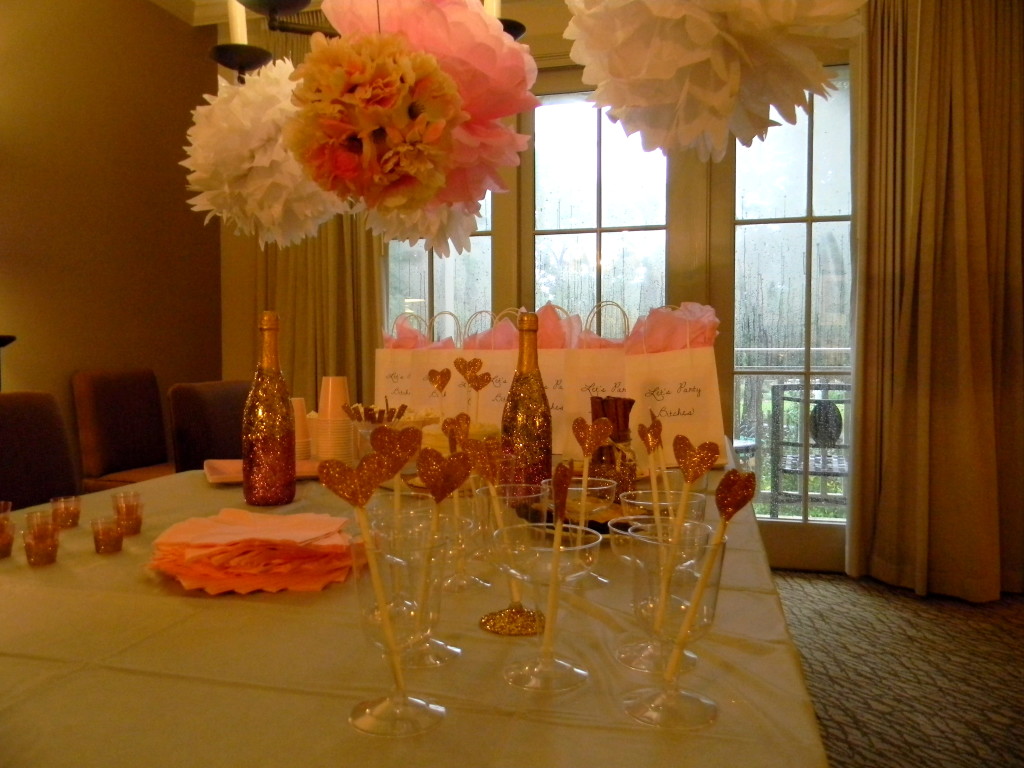 Glitter hearts and straws