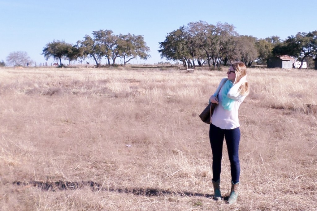 Mint spring look by Hi Lovely!