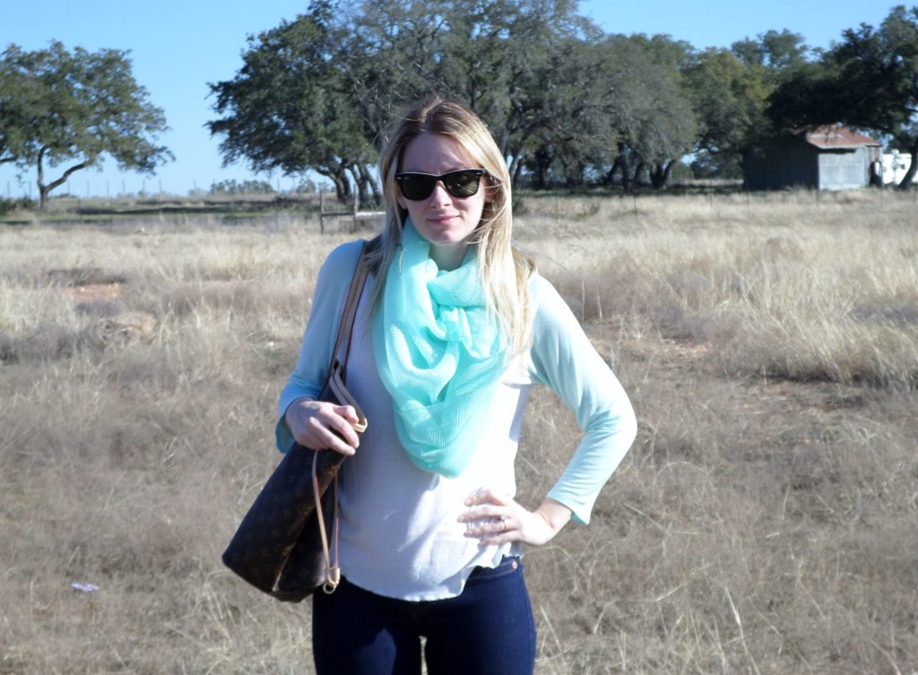 Mint spring look by Hi Lovely!