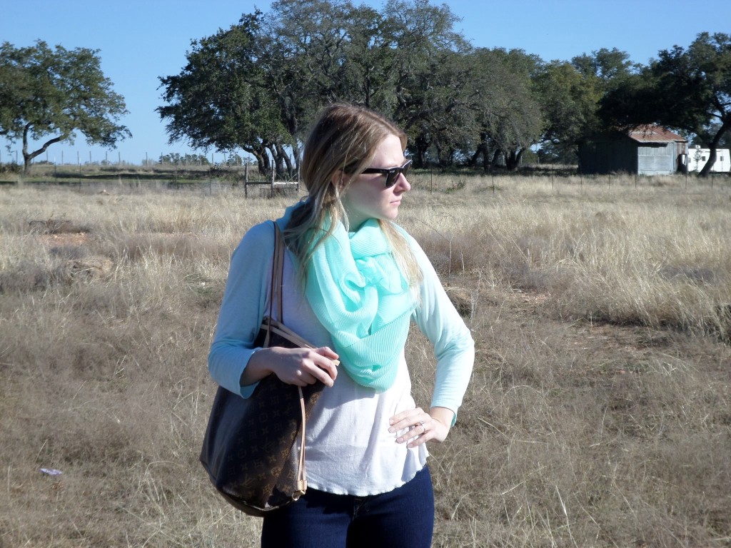 Mint spring look by Hi Lovely!