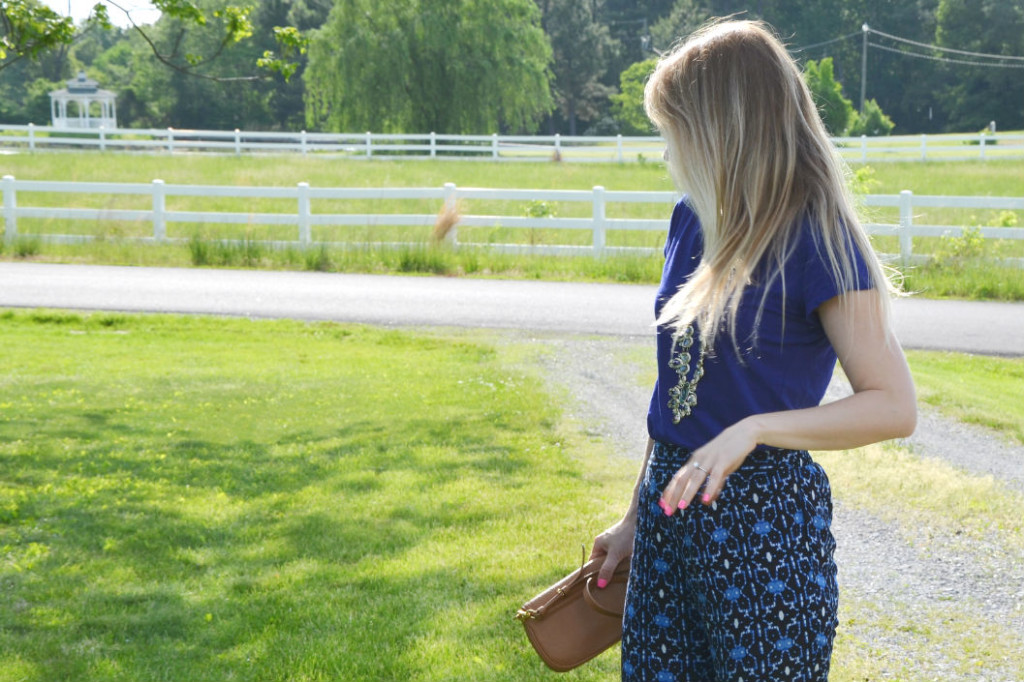 Hi Lovely in Kentucky in Nordstrom, Tory Burch and Kendra Scott