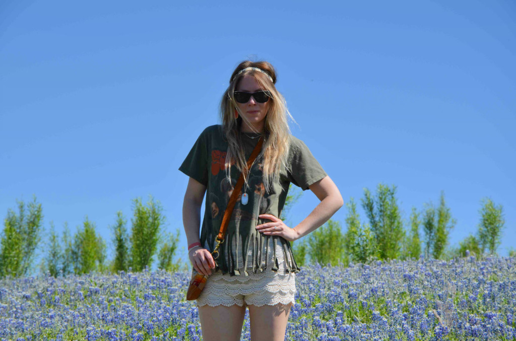 Festival style in the Texas bluebonnets - Hi Lovely! 