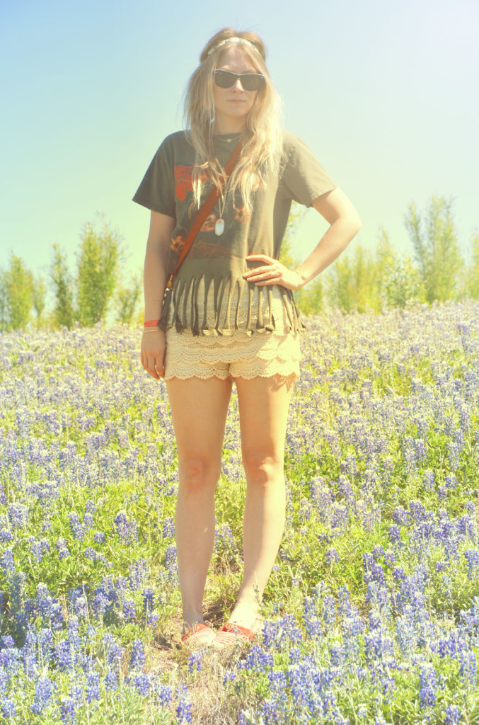 Festival style in the Texas bluebonnets - Hi Lovely! 