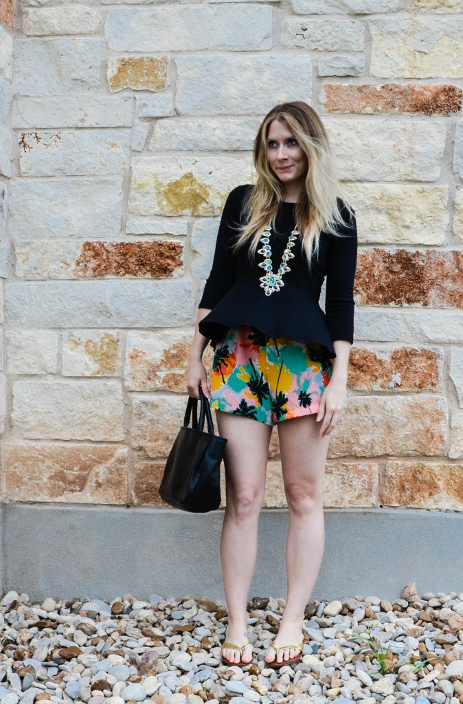 Summer style by Hi Lovely with Kendra Scott and Tory Burch!