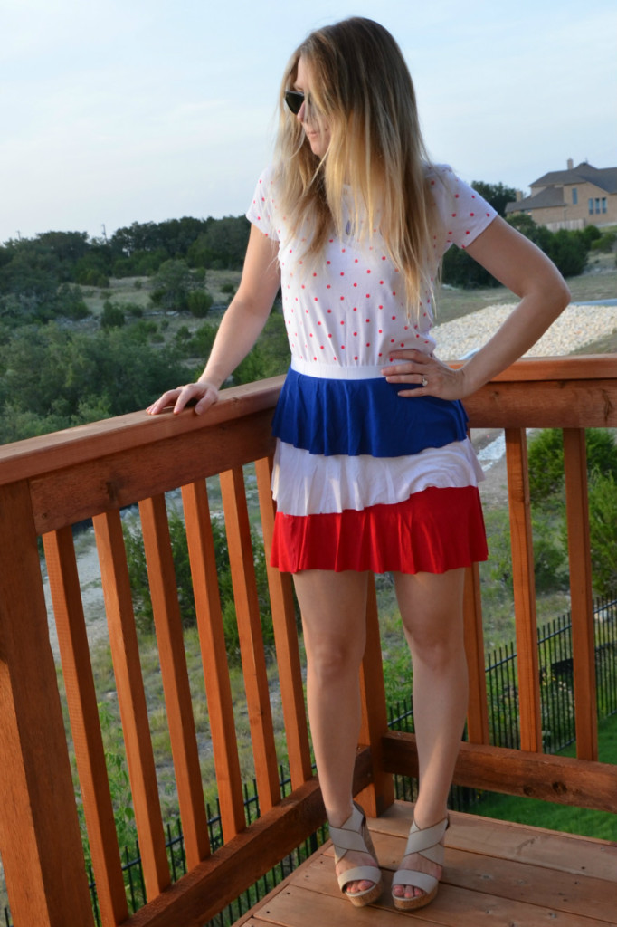 4 looks for the 4th of July on Hi Lovely!