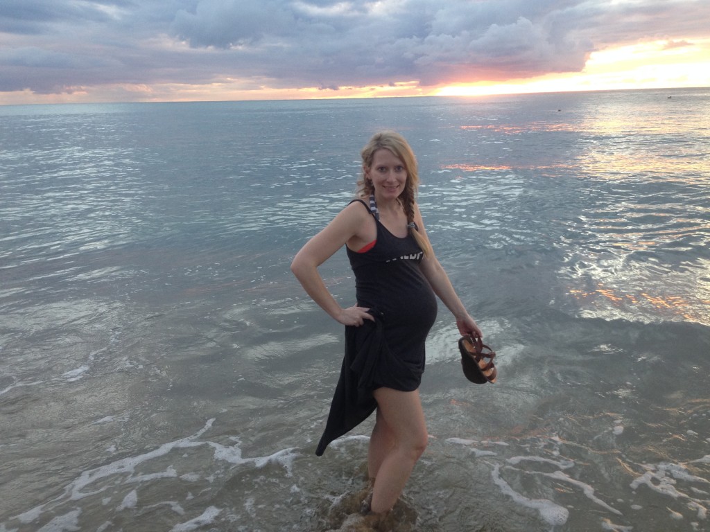 Beaches, Baby Bumps & Bikinis | Hi Lovely, Austin TX