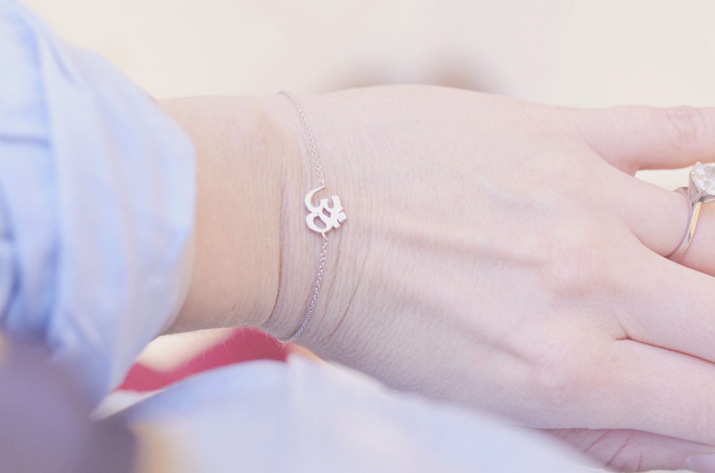 babble-boxx-hi-lovely-yoga-jewelz