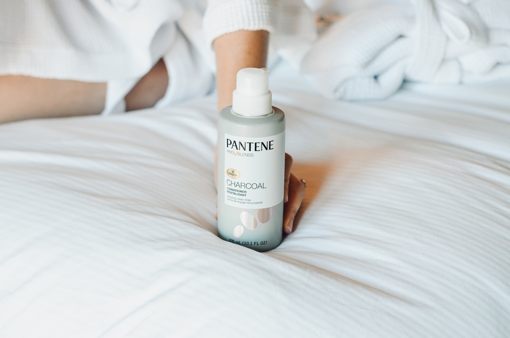 Activated Charcoal in my Hair? Yes Please! |