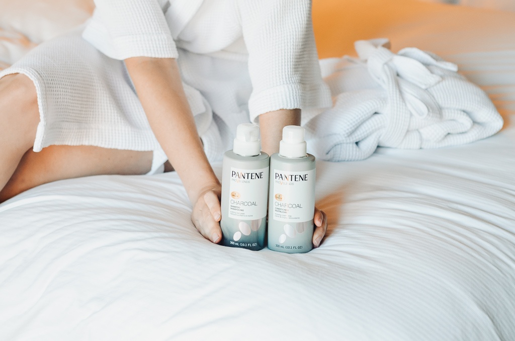 Activated Charcoal in my Hair? Yes Please! | Pantene's new Charcoal Collection | Hi Lovely