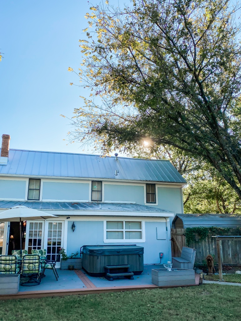 Vacasa Holiday Vacation Rental | Hi Lovely | Travel Tips