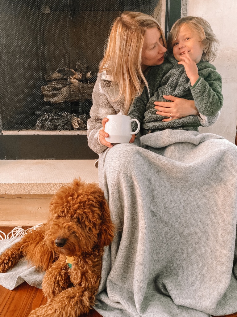 Vacasa Holiday Vacation Rental | Hi Lovely | Travel Tips