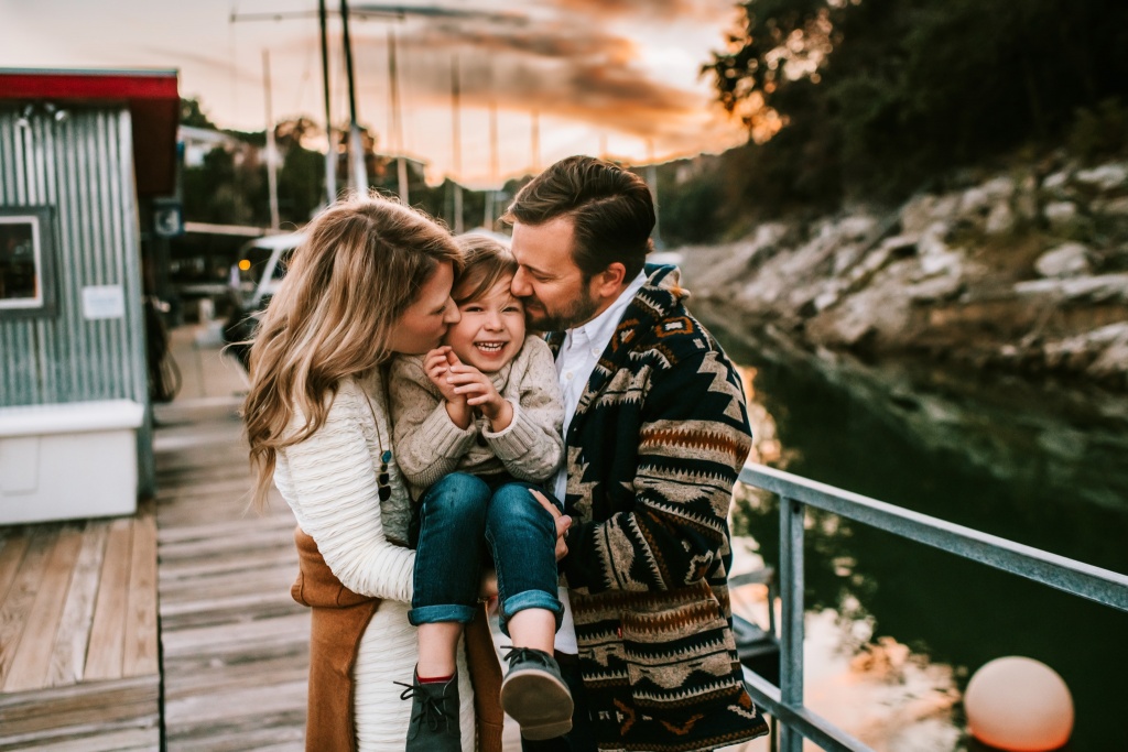 Jessica Rockowitz | Hi Lovely | Austin Family Photos | Austin Photographer | Lakeway Marina