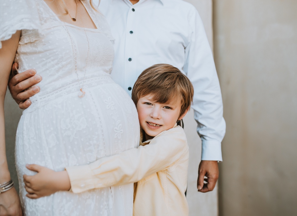 Maternity Family Photoshoot | Taylor Boyd Photography | Austin San Antonio Maternity Photos | Hi Lovely