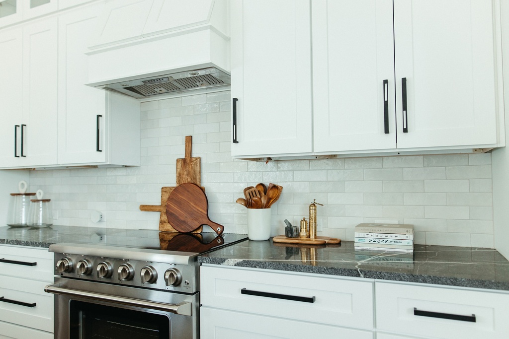 modern farmhouse kitchen reveal