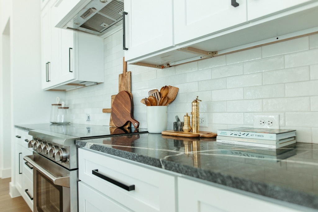 modern farmhouse kitchen reveal