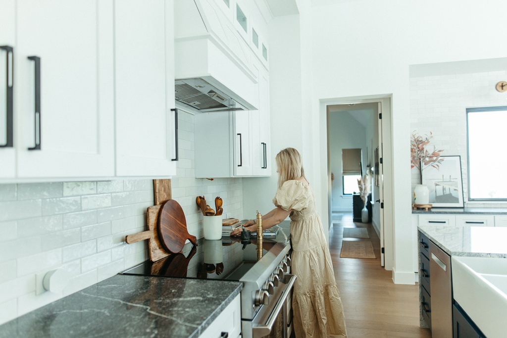 modern farmhouse kitchen reveal
