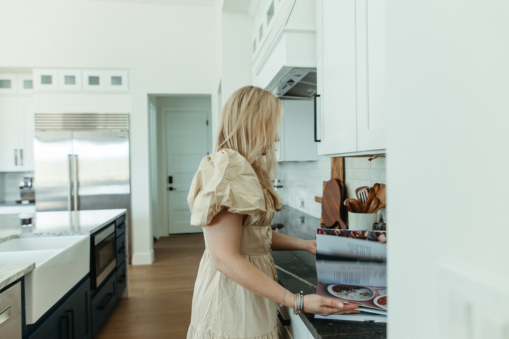 modern farmhouse kitchen reveal