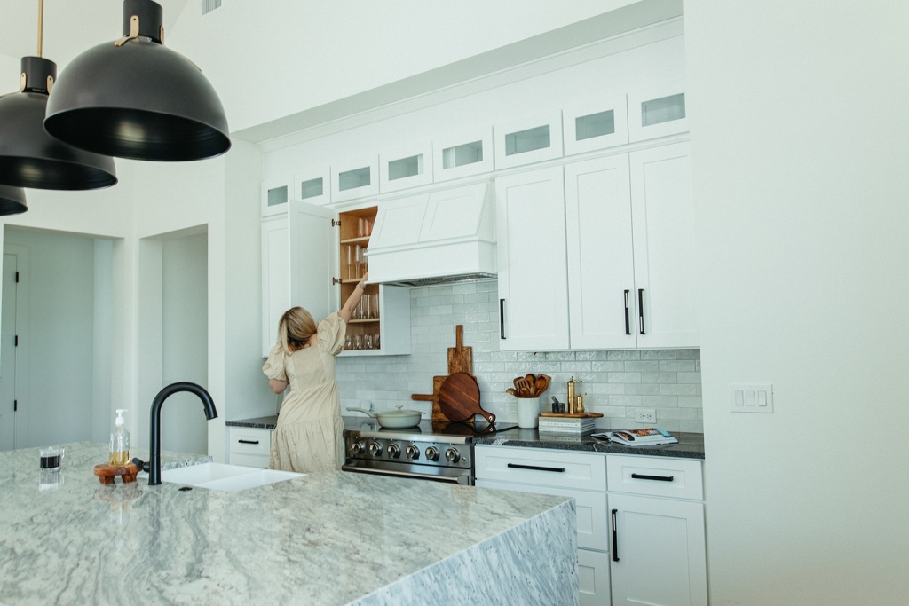 modern farmhouse kitchen reveal