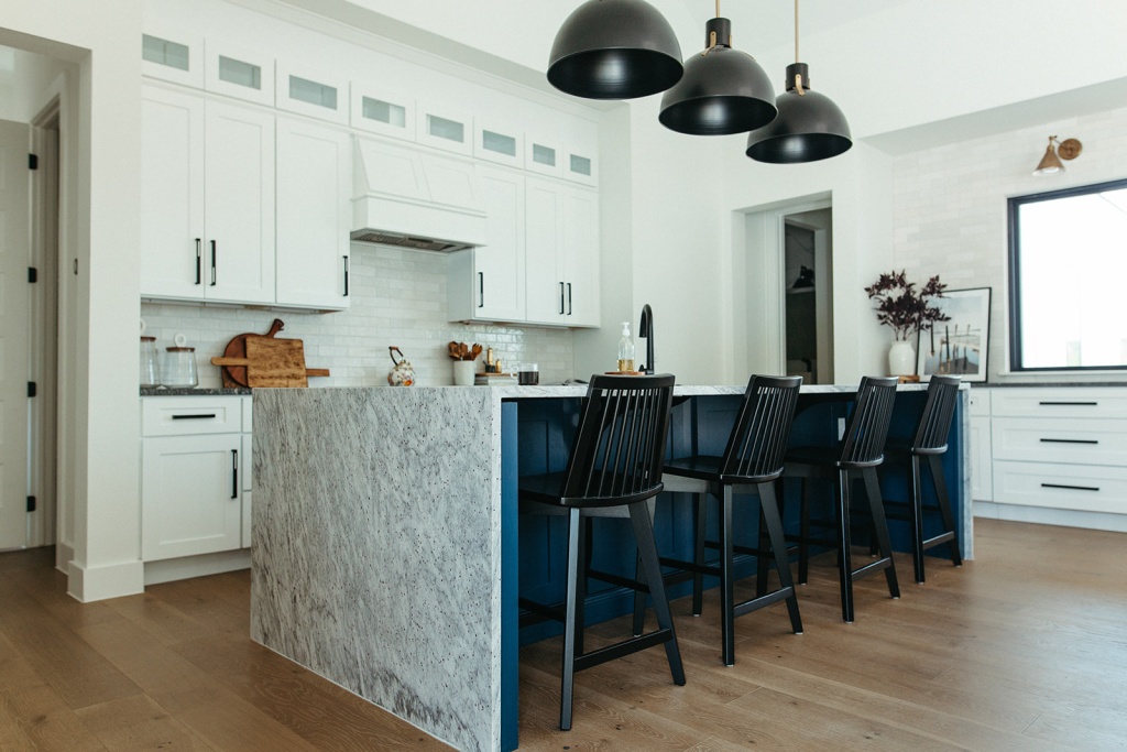 modern farmhouse kitchen reveal